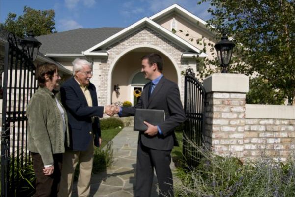 Selecting and Working with a Realtor