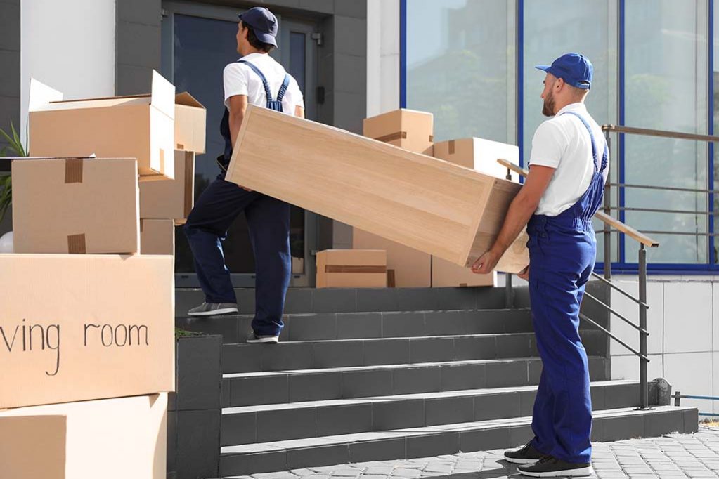 Moving Yourself vs. Hiring a Professional Mover Moving Yourself vs. Hiring a Professional Mover