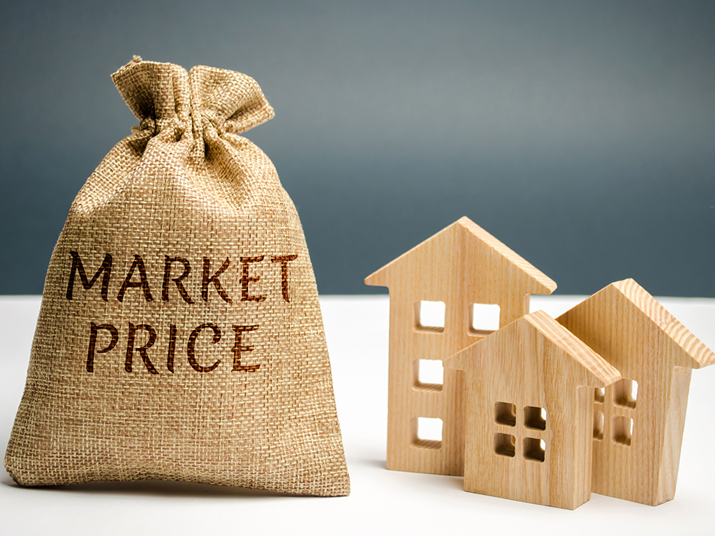 A Few Tips To Help Determine Your Homes Selling Value